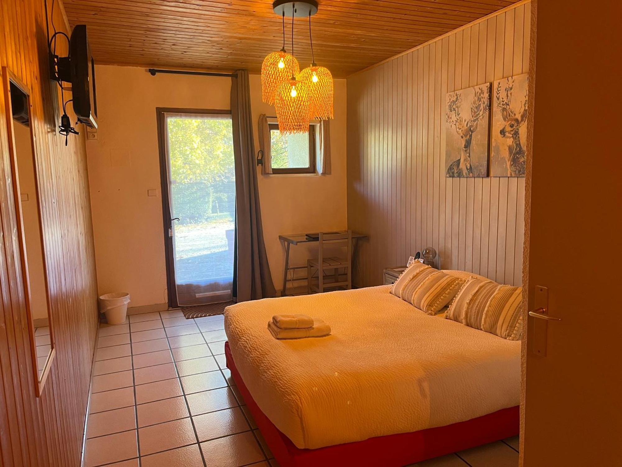 Logis Le Chalet Saint-Maurice-en-Trieves Екстер'єр фото