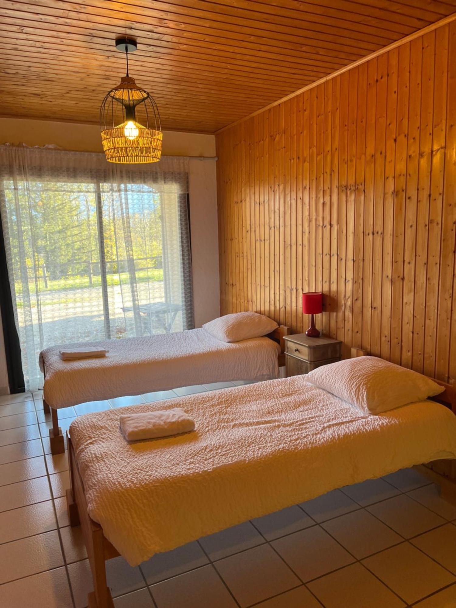 Logis Le Chalet Saint-Maurice-en-Trieves Екстер'єр фото
