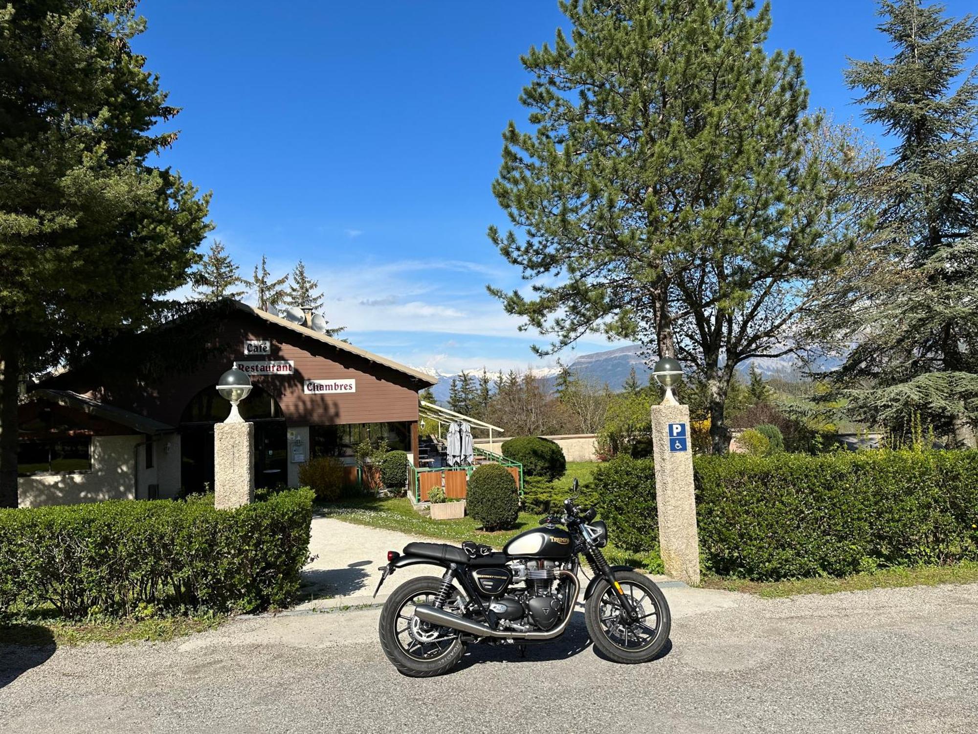 Logis Le Chalet Saint-Maurice-en-Trieves Екстер'єр фото