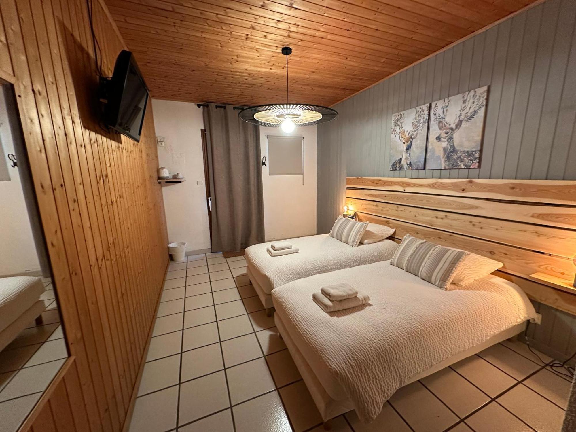 Logis Le Chalet Saint-Maurice-en-Trieves Екстер'єр фото